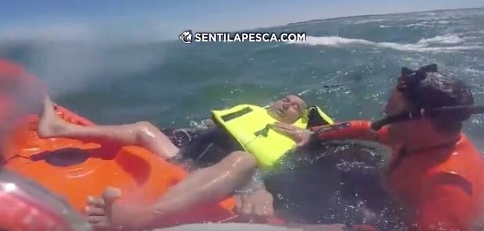 171017 RESCATAN A KAYAKISTA EN MDQ dest